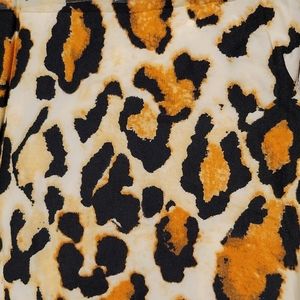 Leopard print leggings